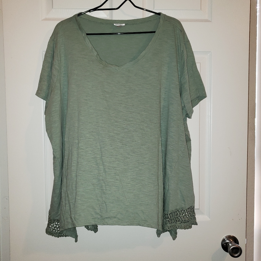 Avenue TShirt